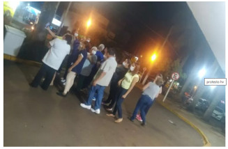 Funcionários da Saúde protestam no Hospital da Vida e fazem Carta Aberta