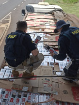 Polícia apreende carga de cigarro avaliada em R$ 2 milhões