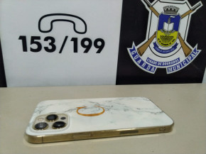 Homem acha celular, exige R$ 600 para devolver e vai preso