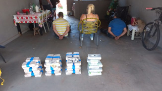 Três são presos em loja de celular de fachada com droga avaliada em R$ 1 milhão