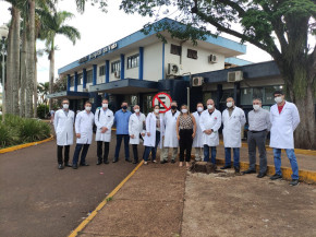 Médicos cobram pagamento de salários atrasados