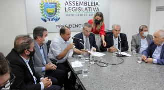 Governo atende Zé Teixeira e encaminha projeto de remissão do IPVA e taxas vencidas para motos