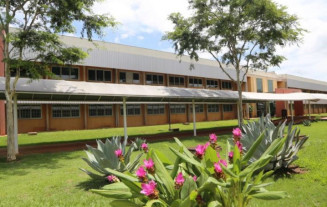 Com salário de até R$ 4 mil, UFGD divulga edital para selecionar técnico-administrativos