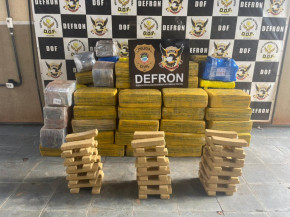 Defron apreende carga de droga que estava sendo transportada em caminhão de mudança