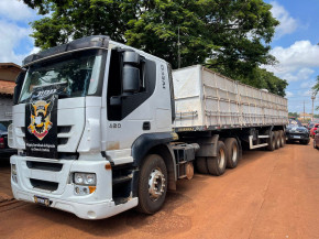 Defron apreende 1832 kg de maconha que estavam sendo transportadas dentre uma carga de cacos de vidro destinados à reciclagem