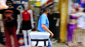 Desemprego cai para 12,1% no trimestre encerrado em outubro