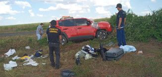 Veículo sai da pista na MS-141, capota e carona morre