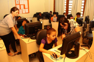 Medida provisória libera R$ 3,5 bilhões para internet em escolas públicas
