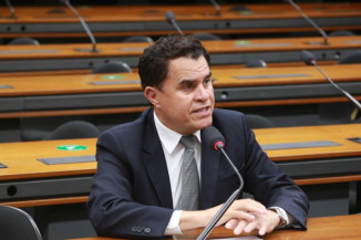 Comissão aprova proposta para facilitar processos de reconhecimento de paternidade