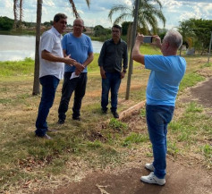 Em estado de abandono, Parque Rego D'água recebe reforma e será reaberto em três semanas