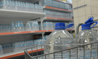 Médicos alertam para alta incidência de pedras nos rins no verão