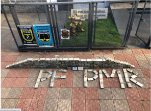 PMR prende indivíduos com cerca de 280 kg de cocaína