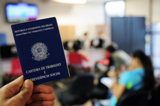 OIT revisa para baixo previsão de recuperação do mercado de trabalho para 2022
