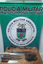 Homem é preso por matar cachorro a facadas e jogar animal em rio