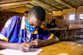 COVID-19 está levando educação a um ponto sem volta, diz UNICEF