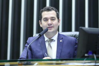 Projeto prevê pena maior para roubo cometido por falso agente público
