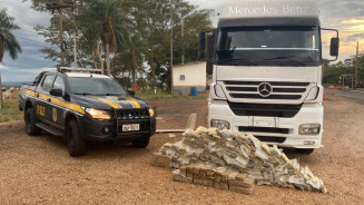 PRF de Ivinhema apreende cocaína que saiu de Dourados avaliada em R$ 64 milhões