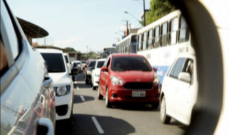 Câmara aprova punição para quem divulgar imagem que incentive violência no trânsito