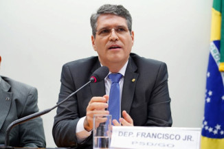 Projeto garante fisioterapia no SUS para pacientes que fizeram reconstrução mamária