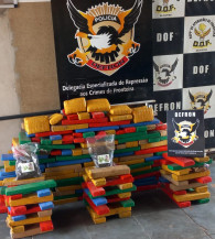 Polícia apreende 284 kg de drogas em casa em construção