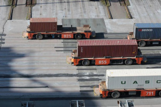 Comércio global deve desacelerar, após recorde de US$ 28,5 tri em 2021