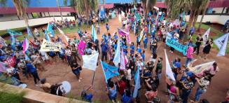 Professores da rede municipal decidem entrar em greve a partir de segunda-feira