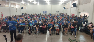 Professores rejeitam proposta da prefeitura e greve continua