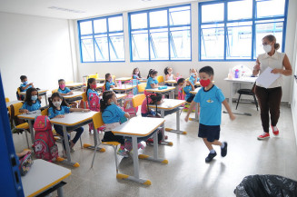 Projeto do Senado que cria o Sistema Nacional de Educação chega à Câmara