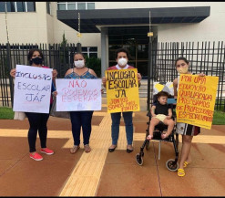 Grupo de mães de autistas luta por inclusão escolar em Dourados