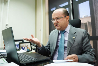 Barbosinha pede que Governo crie auxílio-farda para servidores Militares de MS