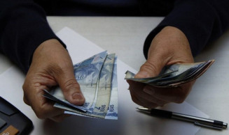 Proposta define piso de pensão alimentícia em 30% do salário mínimo