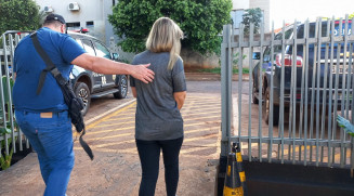 Defron apreende 250 kg de maconha no Jardim Água Boa; dois são presos