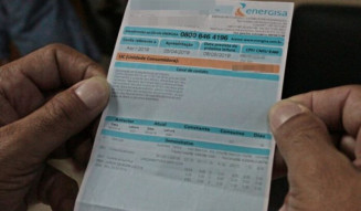 Reajuste de 16% na conta de luz será analisado até o fim do mês