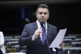 Deputados dizem que proposta dá segurança a prefeitos e garante investimento nos próximos anos