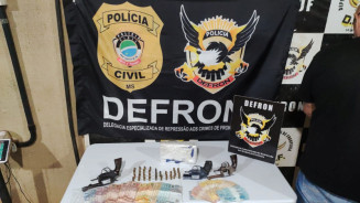 Trio é preso pela Defron com cocaína e arma de fogo
