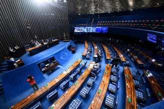Senado vota nesta quarta-feira MP sobre internet gratuita para estudantes