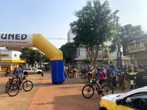 Passeio ciclístico no domingo chama atenção sobre a segurança no trânsito