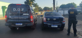 Dupla é presa pelo DOF em Maracaju levando carro furtado para o Paraguai