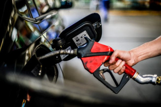 Congresso aprova redução tributária para diesel e gás sem compensação de perdas de receita