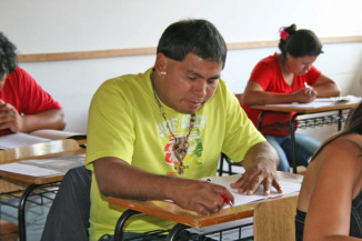 Projeto prevê cota em universidades a bolsista de entidades beneficentes