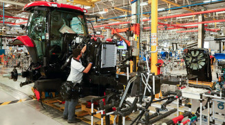 Produção industrial varia 0,3% em março e fecha primeiro trimestre em queda