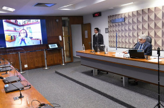 Cota para mulher vítima de violência em empresa terceirizada é aprovada na CDH