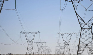 Senado aprova projeto para linhas elétricas em terras indígenas