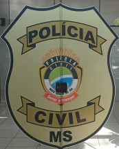 Homem é flagrado se masturbando em frente academia na Marcelino Pires