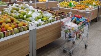 Inflação mantém alta e chega a 1,06% em abril, maior para o mês desde 1996