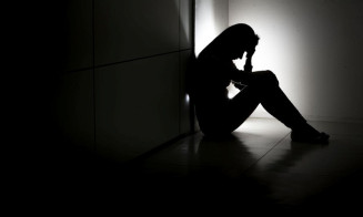 Enquete revela que metade dos jovens sentiu necessidade de ajuda de saúde mental