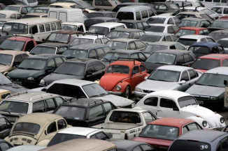 Superlotação de pátios de veículos apreendidos é tema de audiência nesta quarta