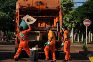 Câmara aprova projeto que desvincula taxa de lixo da conta de água