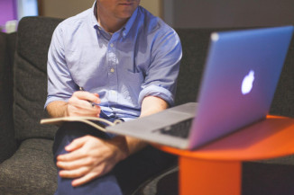 COMO NÃO GASTAR EM EXCESSO EM MARKETING DIGITAL