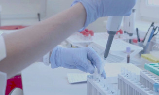 novas linhagens da Ômicron avançam e favorecem reinfecções